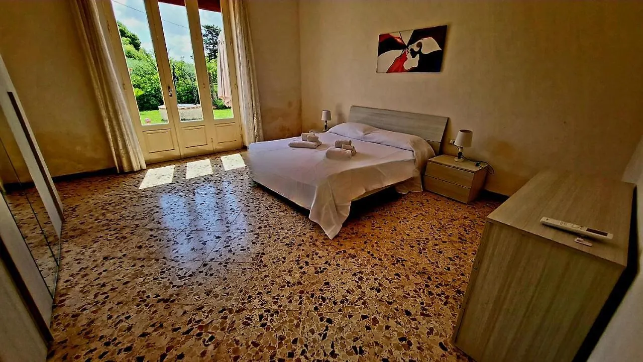 Casa vacanze Villa Edo Marsala Italia